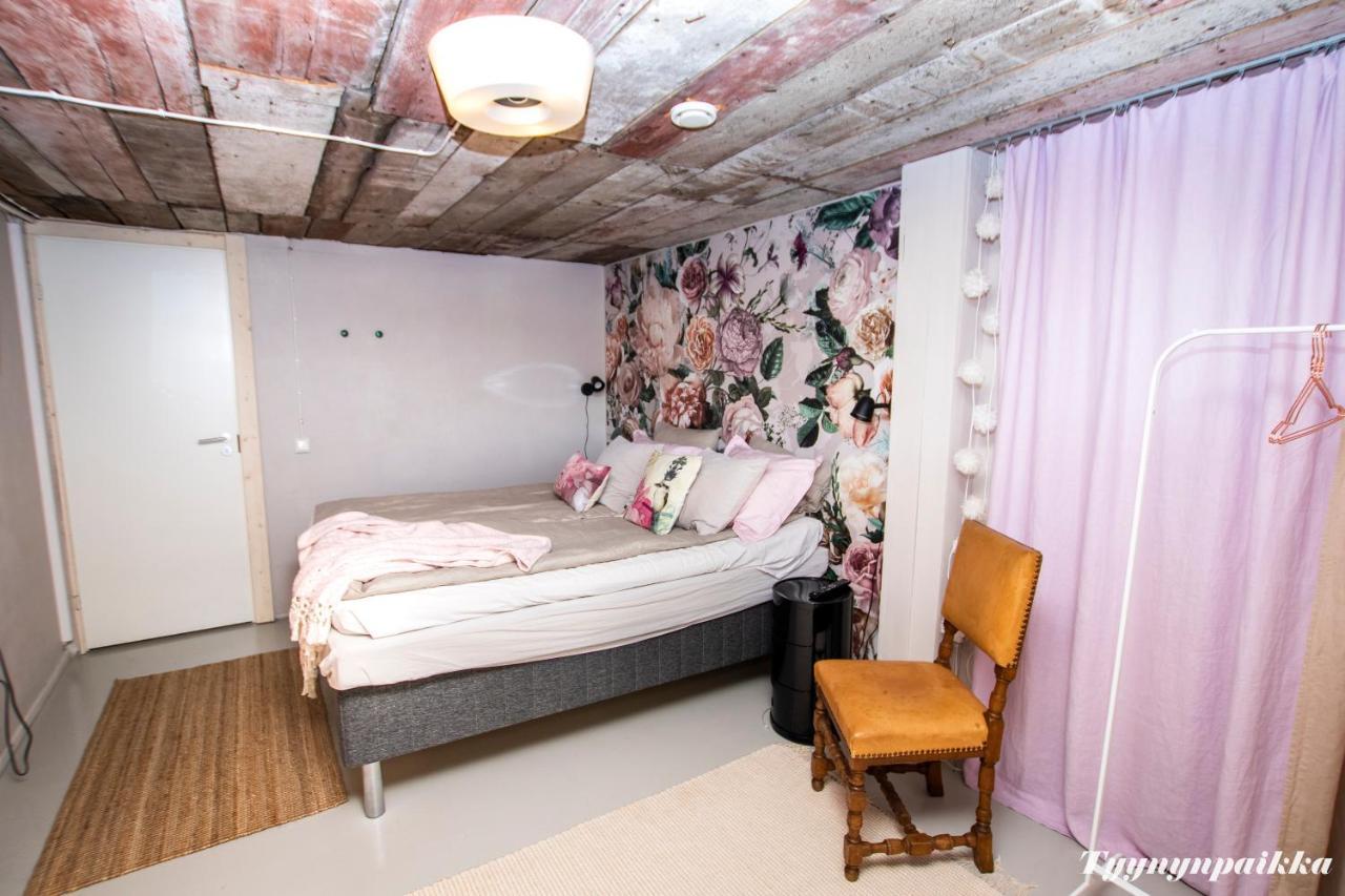 Tyynynpaikka Villa Тампере Екстериор снимка