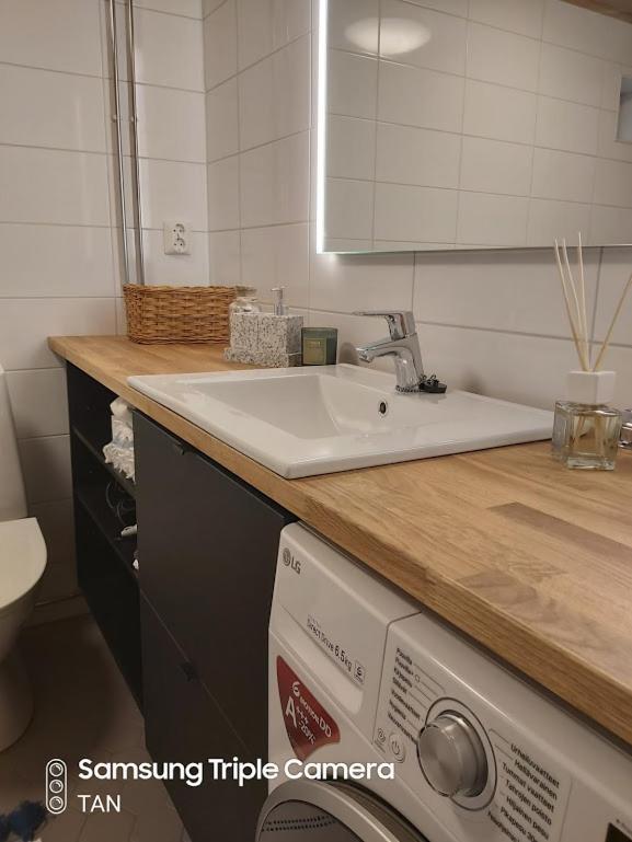 Tyynynpaikka Villa Тампере Екстериор снимка