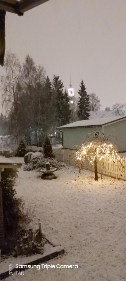 Tyynynpaikka Villa Тампере Екстериор снимка